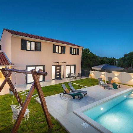 Villa Nodus Bale Ngoại thất bức ảnh